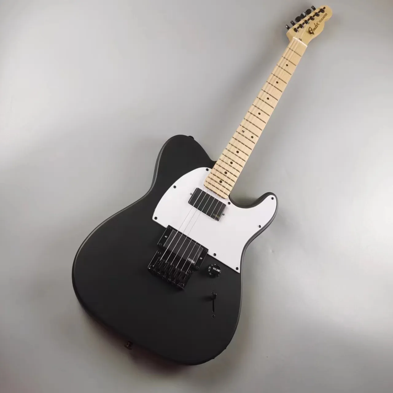 Tailai Electric Guitar, 수입 목재 및 환경 친화적 인 페인트, 검은 색 무광택, EMG 픽업, 우수한 음질, 번개 무료 배송