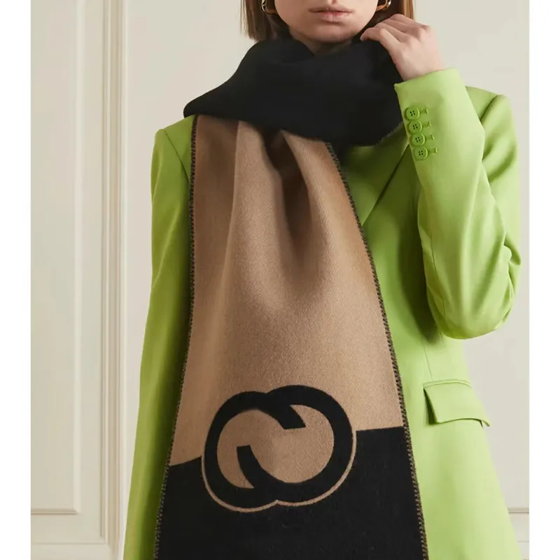 女性ビンテージの大きな手紙スカーフメンズ特大のラップデザイナーブラックブラウンブロックスカーフ冬ウールシュワルファッションカシミアスカーフネッカチーフ