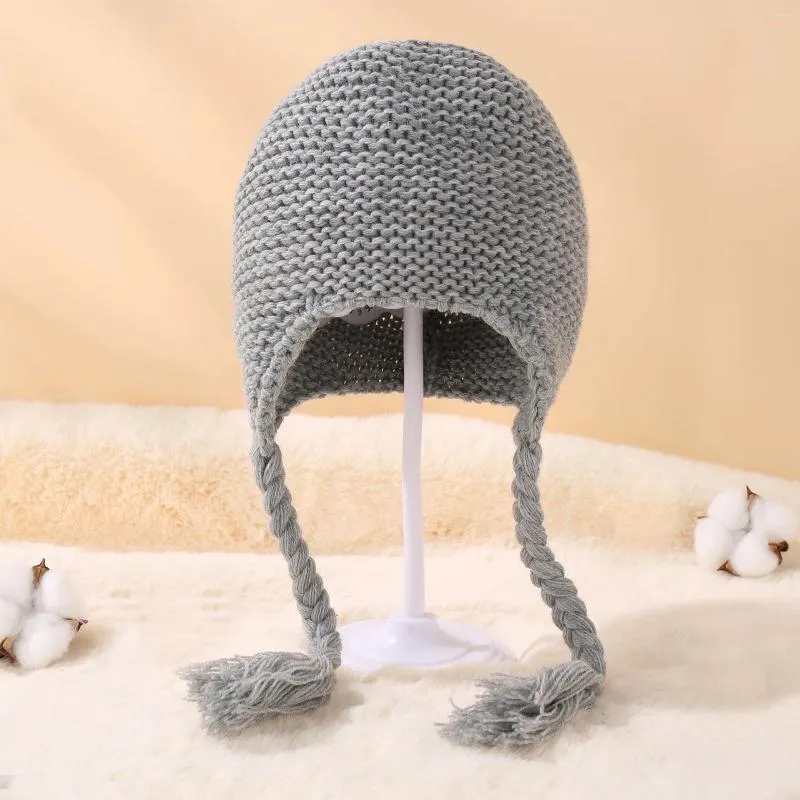 ベレー帽の幼児羊毛ニットキャップソリッドカラー編み編み耳の温かい帽子トラッパー女性ファジーな男性のためのトラッパー