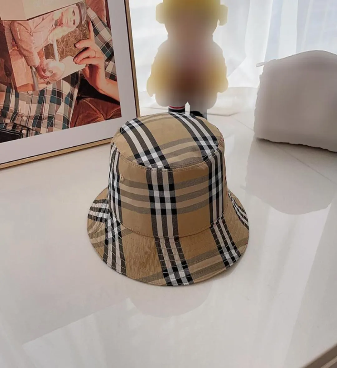 Sombrero de cubo de diseñador de lujo para hombres y mujeres, sombrero de cubo, estilo clásico de rayas, sombrilla de viaje al aire libre, fiesta social aplicable 3841452