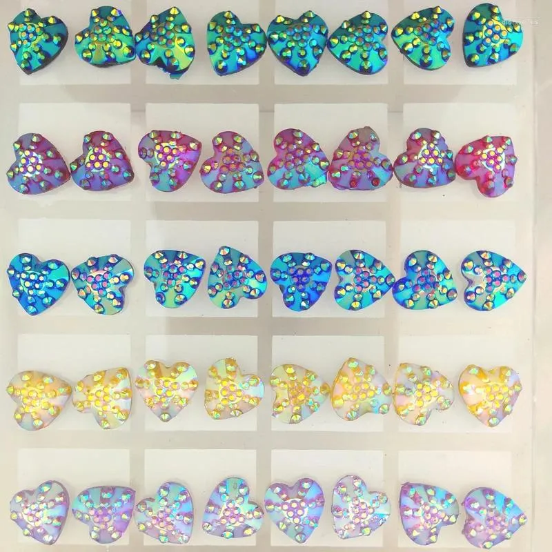 Boucles d'oreilles à tige en résine brillante, 36 paires, 11mm, en forme de cœur, cristal, couleurs mélangées, vente en gros