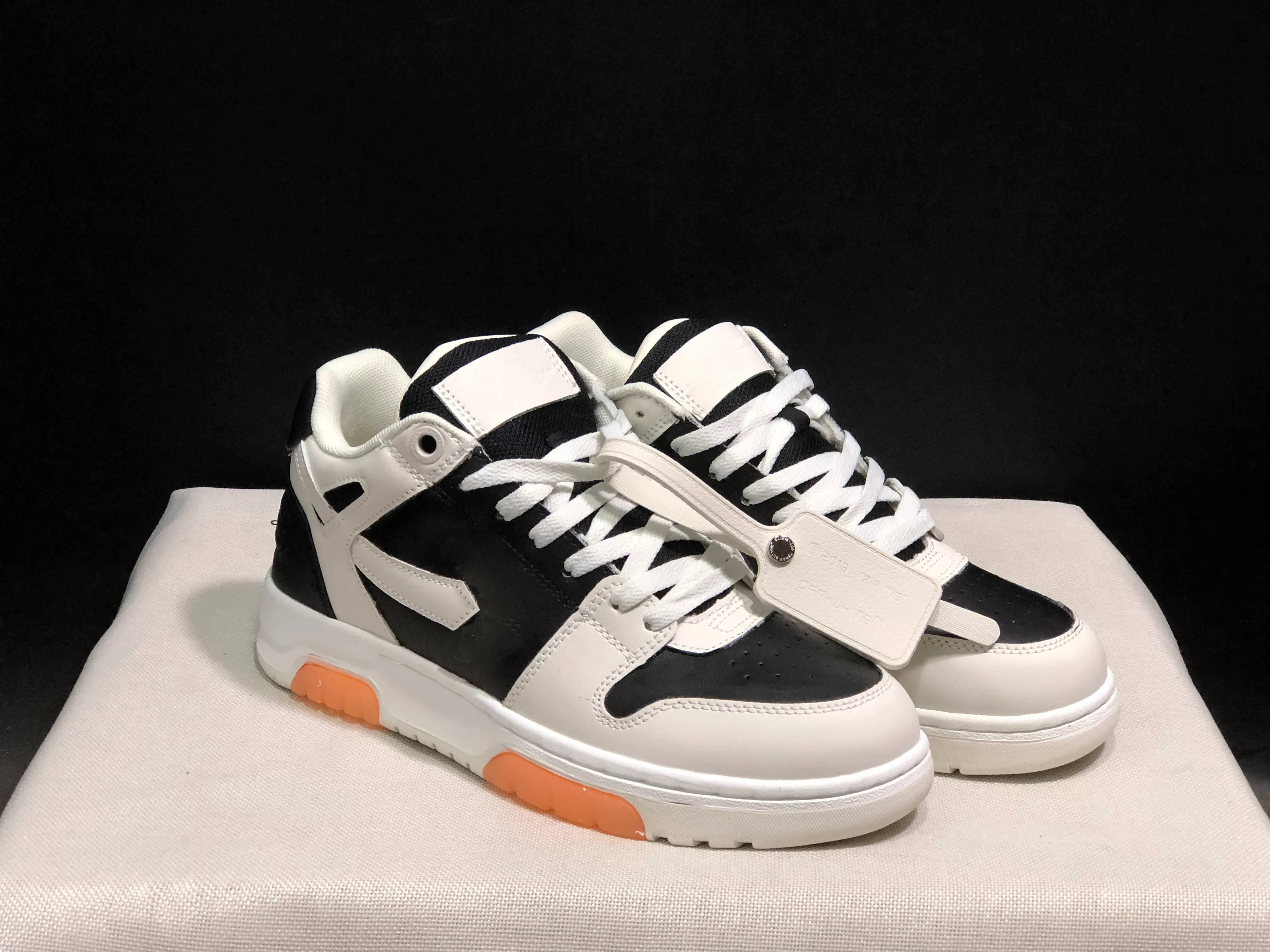 Designer Off White Low Top Sneakers For Men And Women Perfect For ...