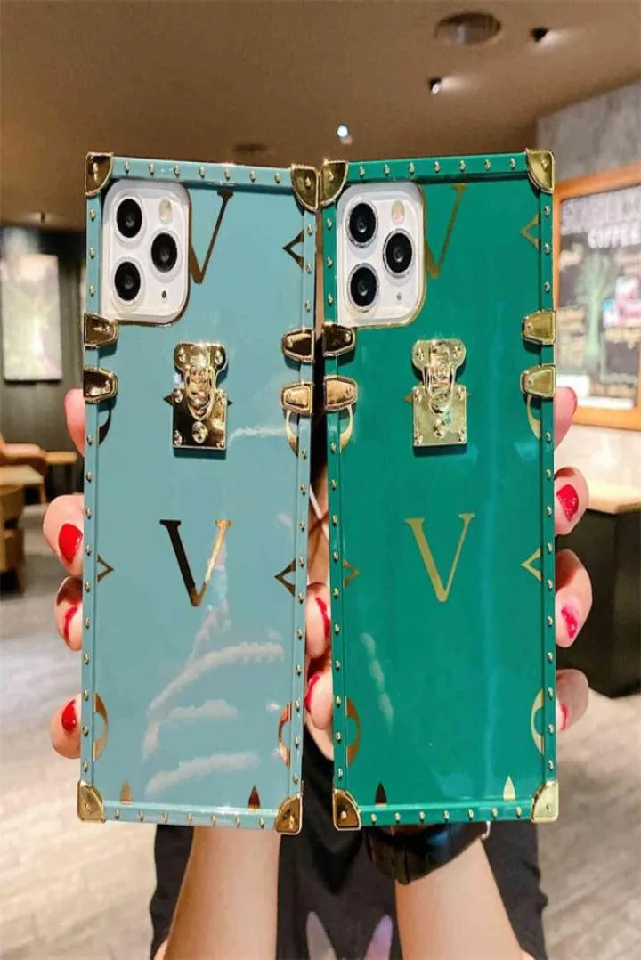 Funda de teléfono de carcasa suave de diseñador para iPhone 11 12 Pro X XR XS Max 7 6 6S 8 Plus letras cubierta de lujo para iPhone 2401166