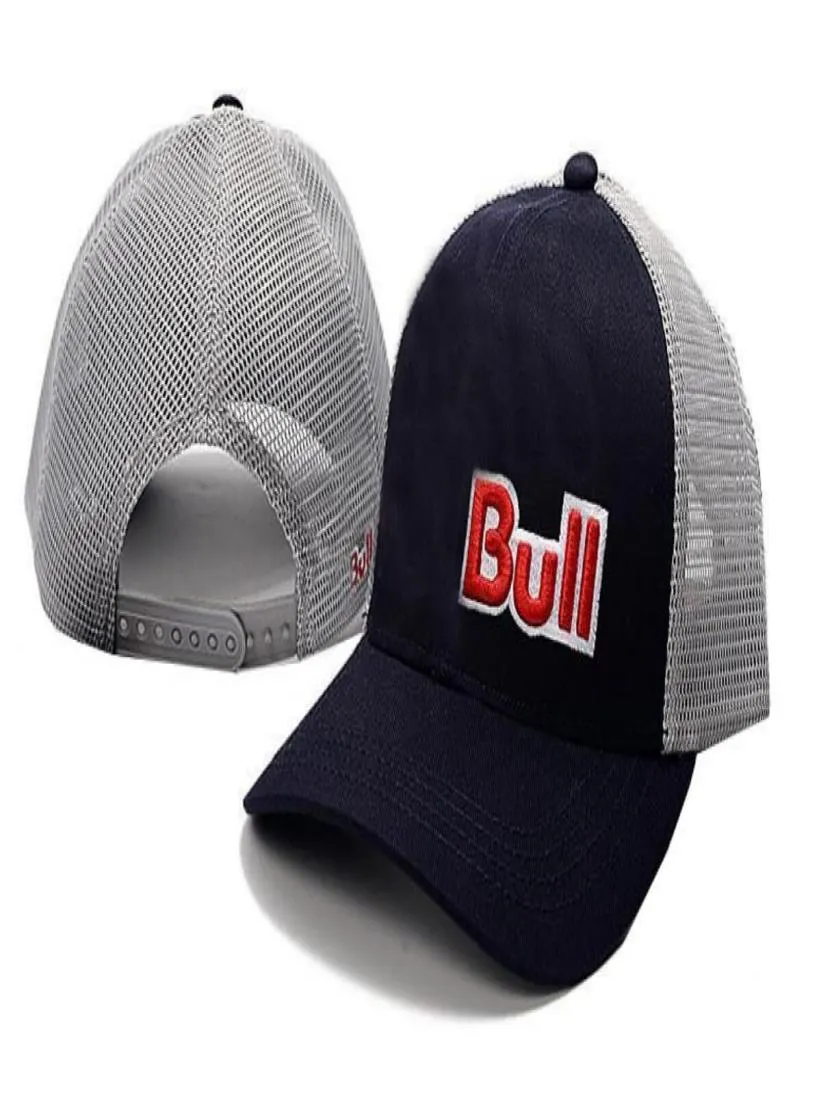 Cappelli da moto da corsa F1 2022 Team MercedesBenz AMG Marshmello cappello sportivo da uomo e da donna montato Berretto a rete moda giovanile tru2800442