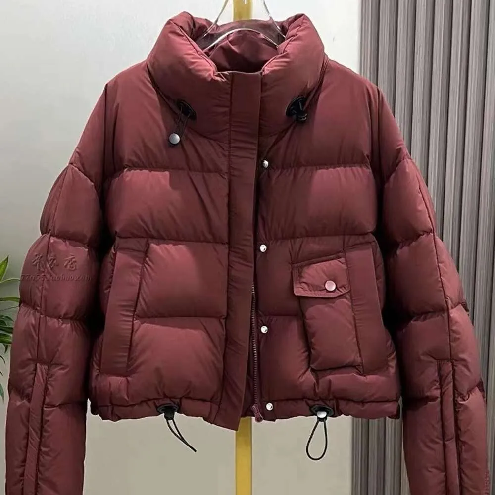 Short Down Jacket for Women in Winter 2023, New Fashionable Korean Version, Thickened Small Bread Jacket, Popular Duck Down Jacket