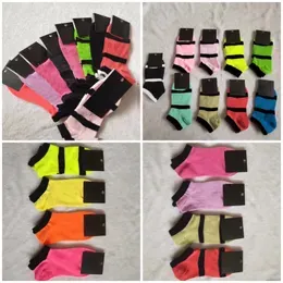 2023Mix black pink Colors Ankle Socks Sports Check Girls Women Cotton Sports Socks Skateboard Sneaker 10 Pairs 7SGS
