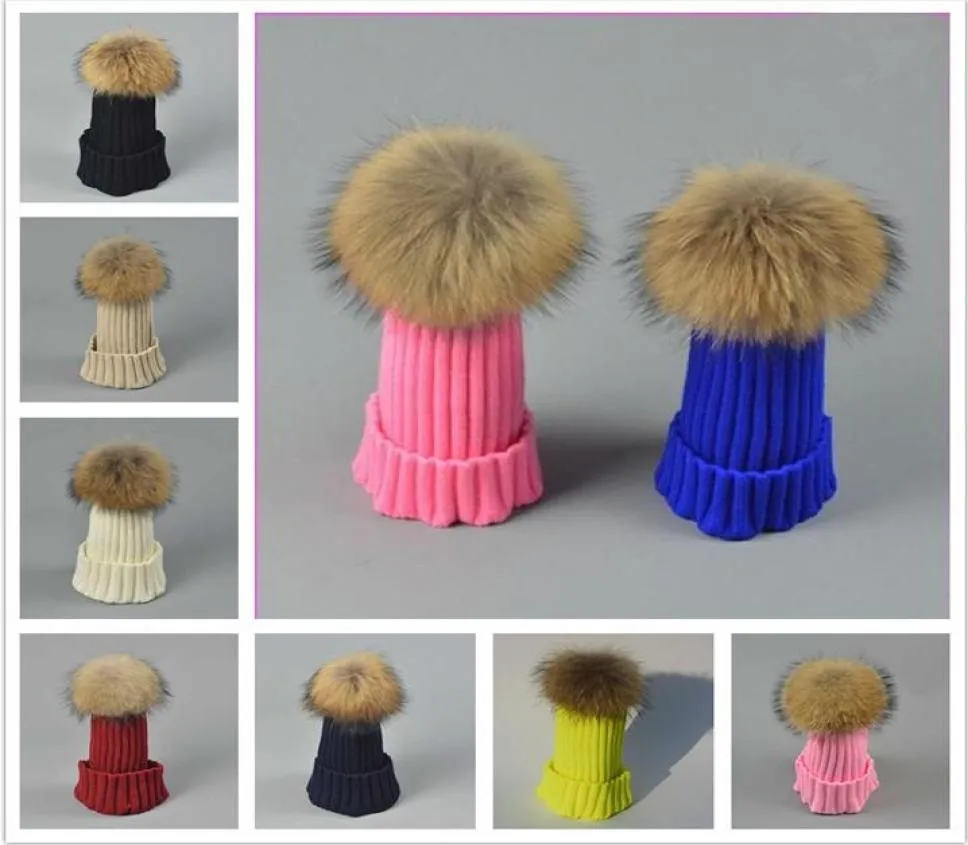 Kvalitetsdesigner barns 100 riktiga päls vinter varma hattar 15 cm pom barn rib stickad akryl slouch beanies fancy sport baby sno5010355