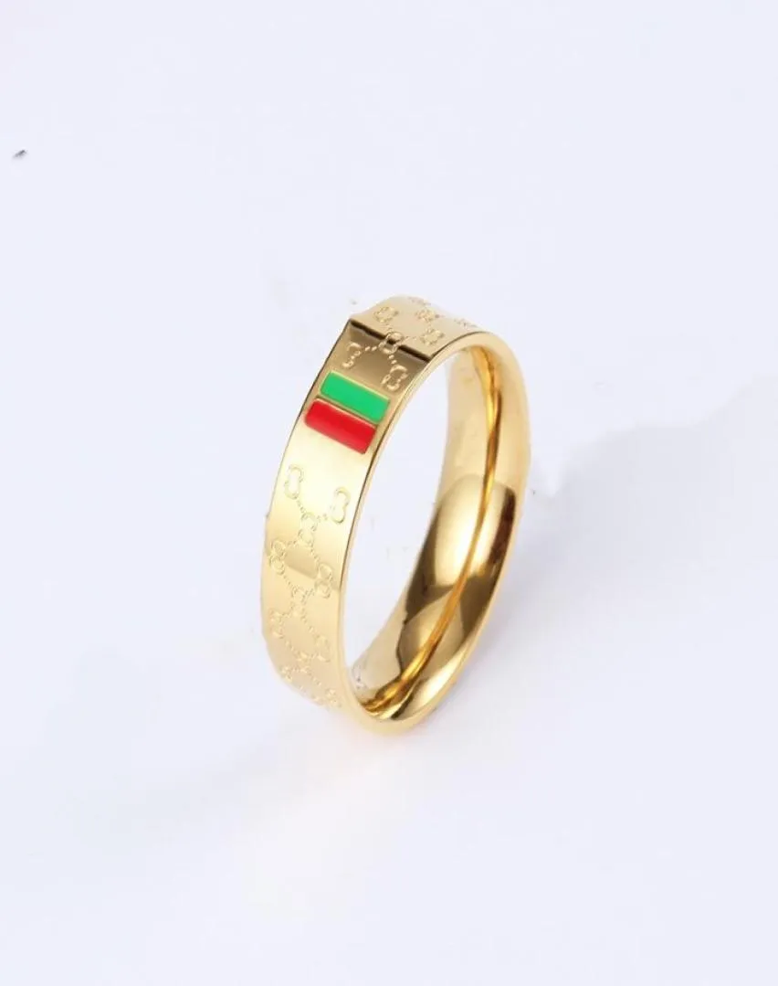 Designer de haute qualité Band en acier inoxydable anneaux de mode bijoux Men039 Promesse de mariage Ring Women039s Cadeaux2404056