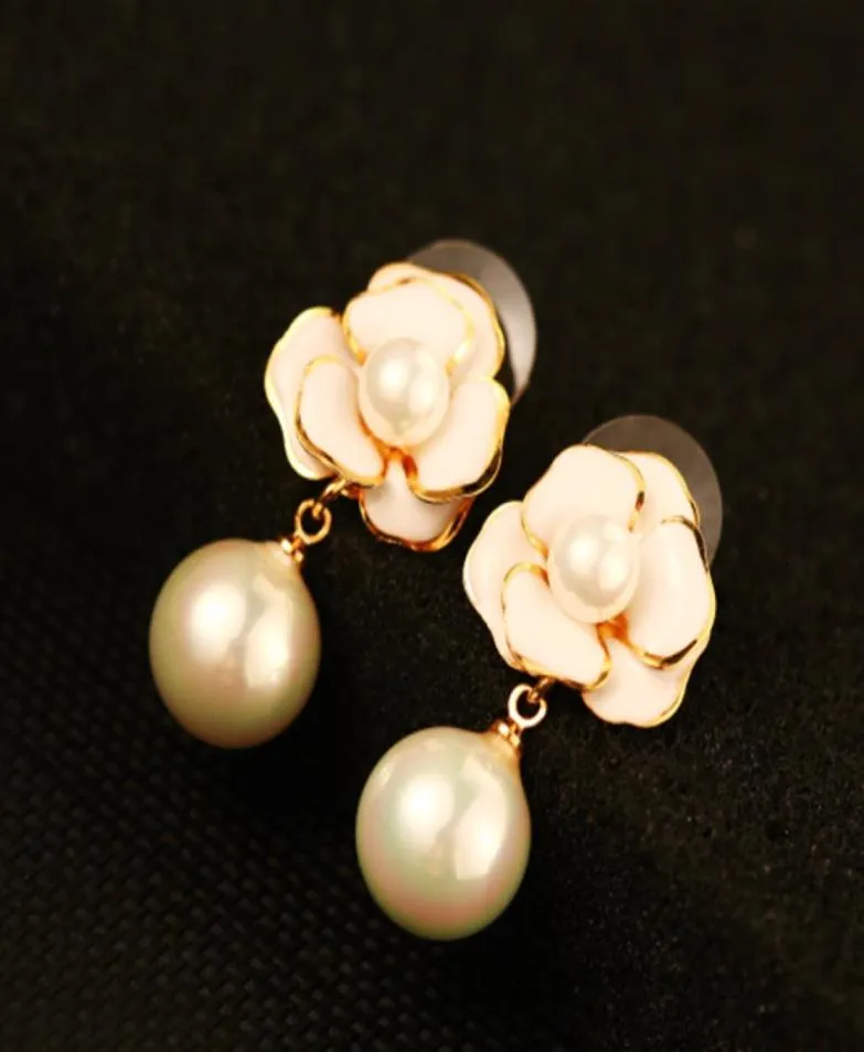 New trendy Classic fashion designer camellia flower elegent pearl pendant drop stud dangle chandelier earrings for woman girls7147559