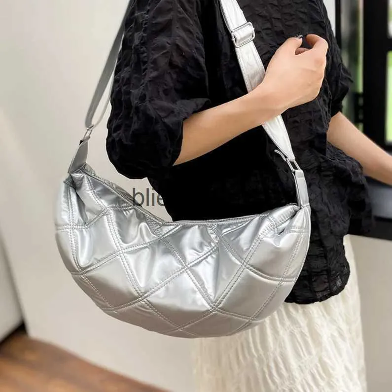 Sacs à bandoulière Sacs Sac poubelle matelassé en cuir PU avec diamant coussin plat sac à bandoulière espace coton hiver sac tramp sac croisé femme blieberryeyes