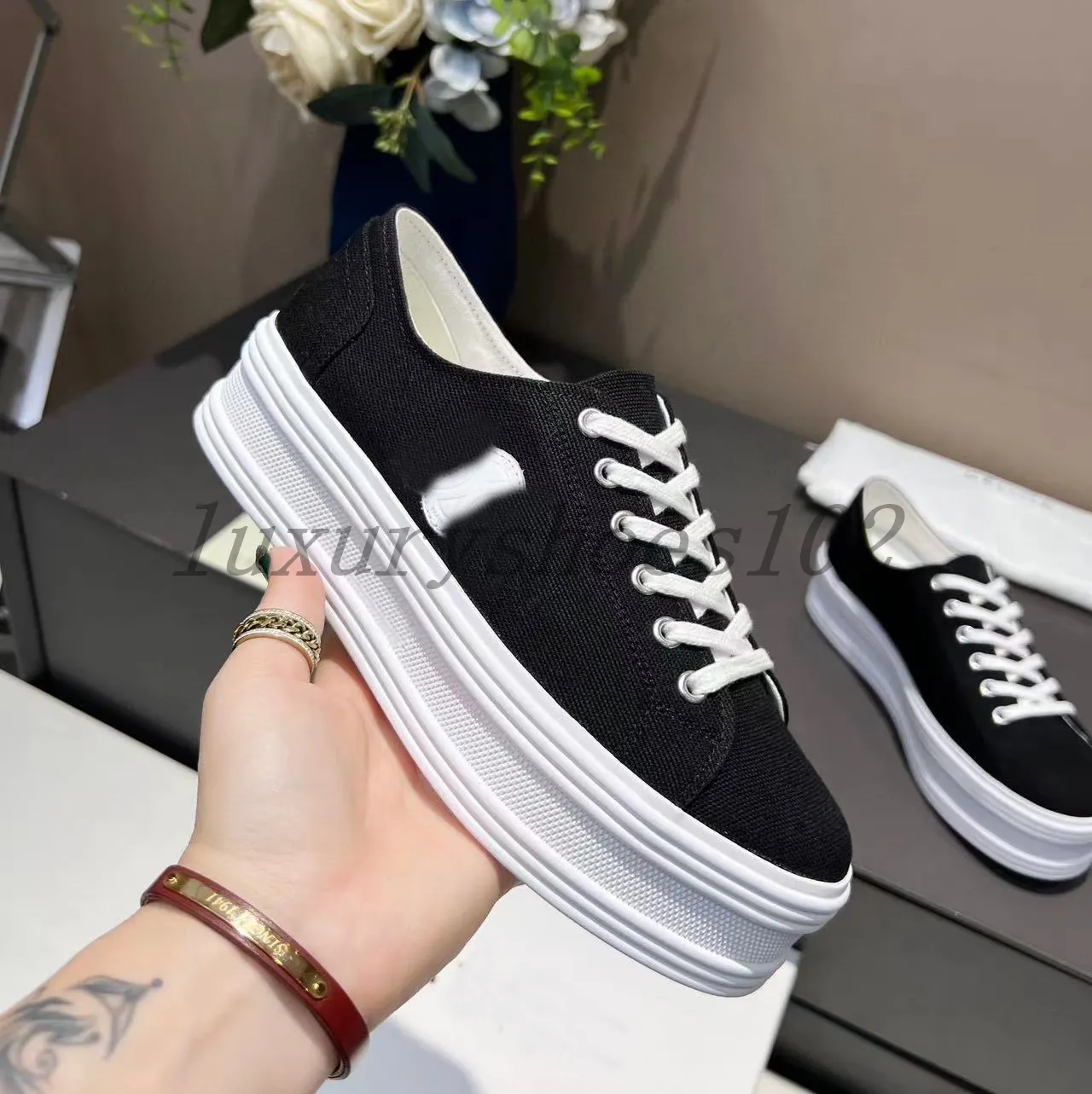 Designer Casual Shoes JANE TRIOMPHE Sneakers Women Low-cut Platform Sneaker Canvas Cowhide Leather High Top Rubber Outsole Shoes