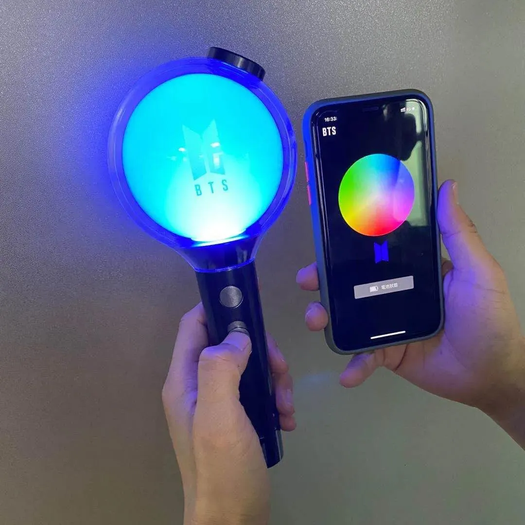 Sticks LED Light Sticks Kpop Army Bomb Ver4 Stick Map of The Soul Special Edition Concert with Bluetooth Po Cards Fans Collection 230724