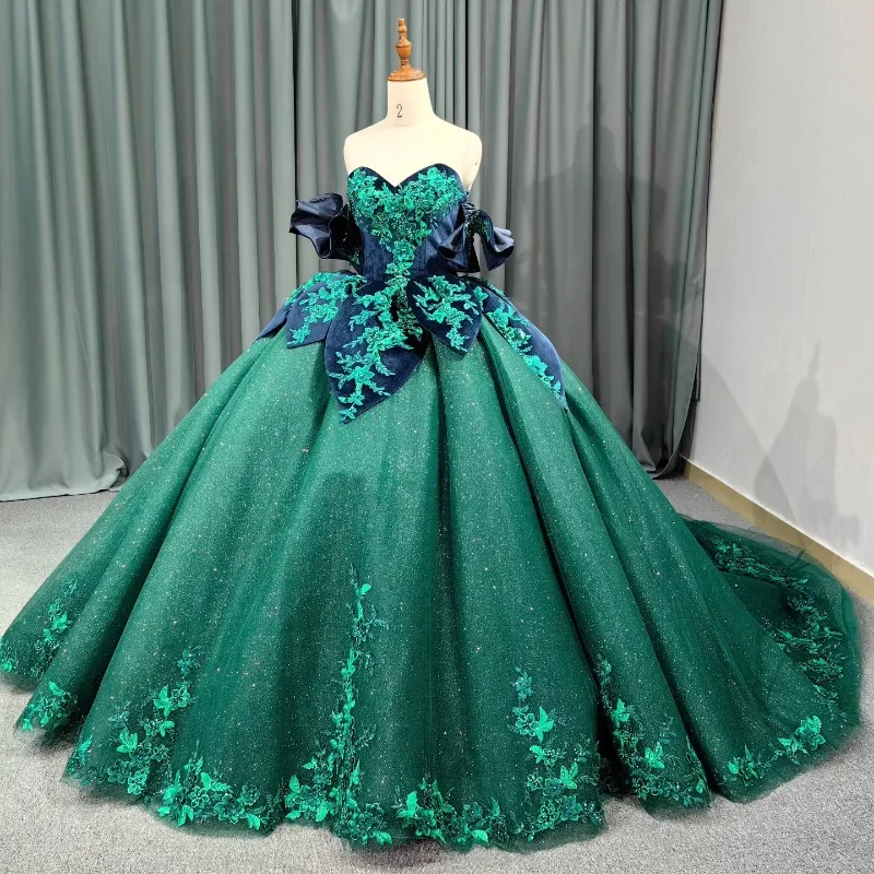 Robe de bal vert émeraude Quinceanera robe 2024 dentelle appliques perles longue train XV princesse robes de 15 ans anniversaire doux 16 robe