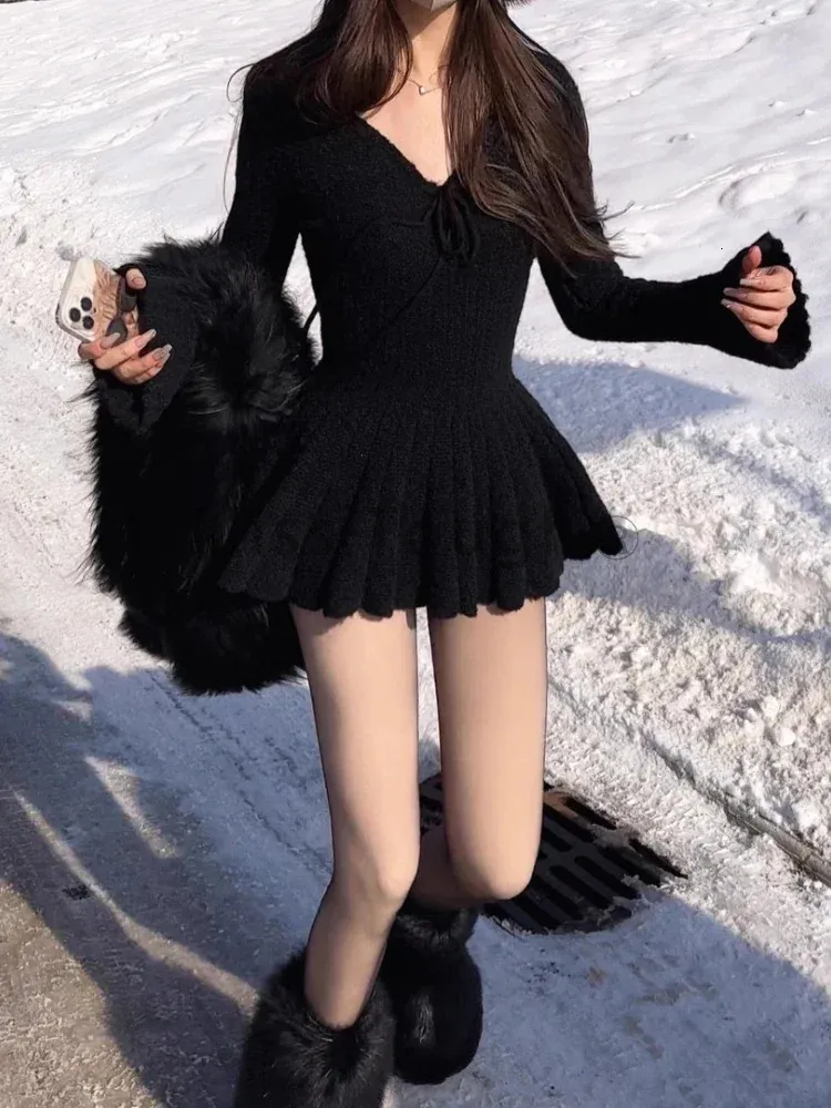 Inverno estilo coreano sexy vestido de malha feminina com decote em v vintage elegante mini vestido feminino vestido de baile roupas designer 231226