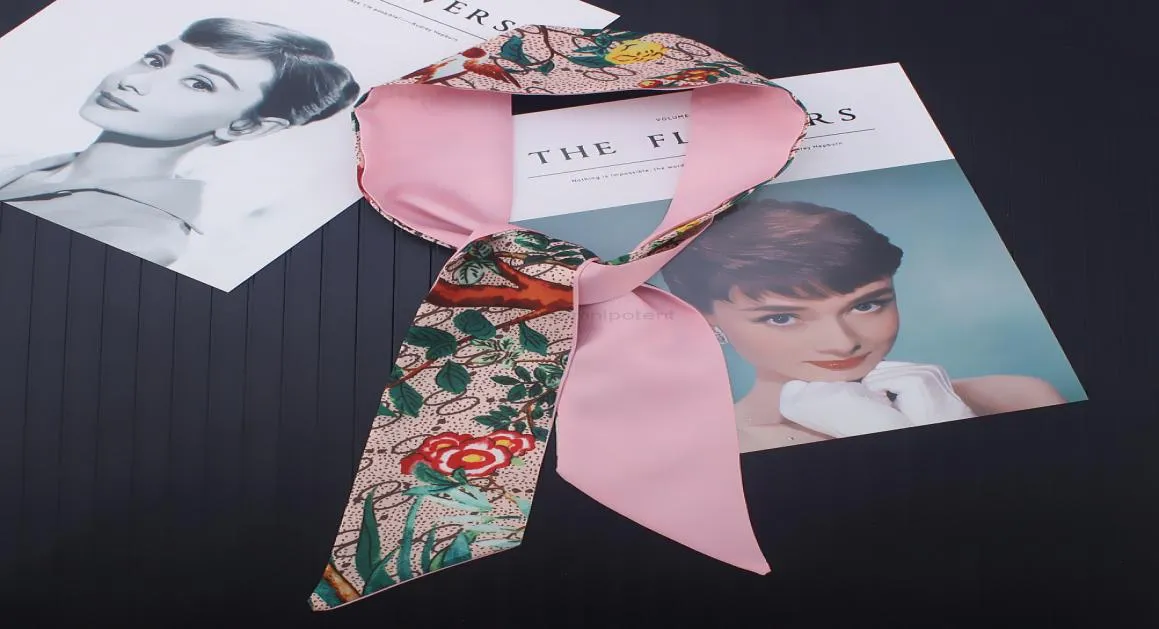 Bokstav blommig silkesclef 2020 Nytt design pannband för kvinnor mode tryck huvud halsduk långhandtag påsar halsduk halsdukar med wraps1855172