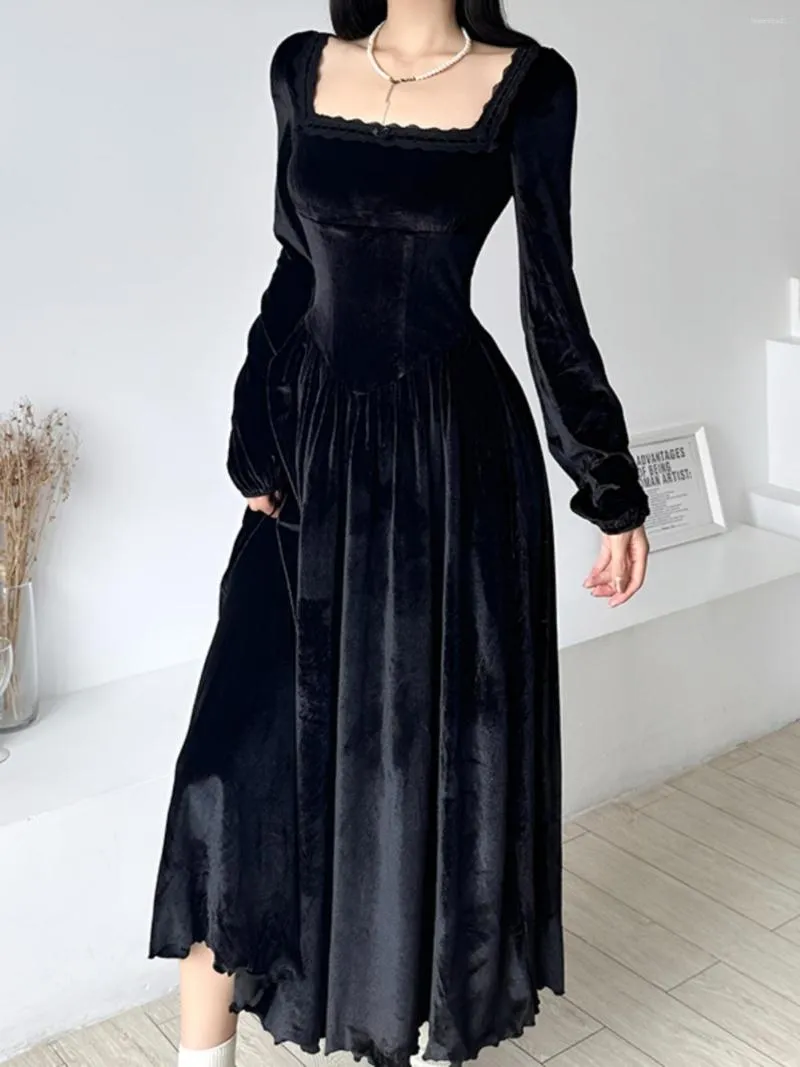 도시 섹시한 드레스 캐주얼 H의 유럽 및 미국 여성 의류 프렌치 스퀘어 칼라 레이스 패치 워크 피쉬 뼈 허리 벨벳 드레스 헵번 바람 블랙