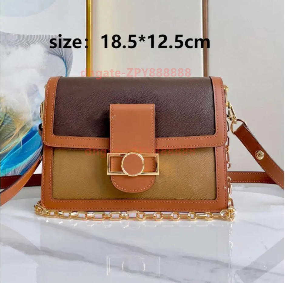 7A Designer Bag Letter Luxury Side Trunk Handväska Kvinnor Axelväskor Designer Crossbody Bag Classic Printed Tote Bags Fashion Real Leather Bag Gratis frakt