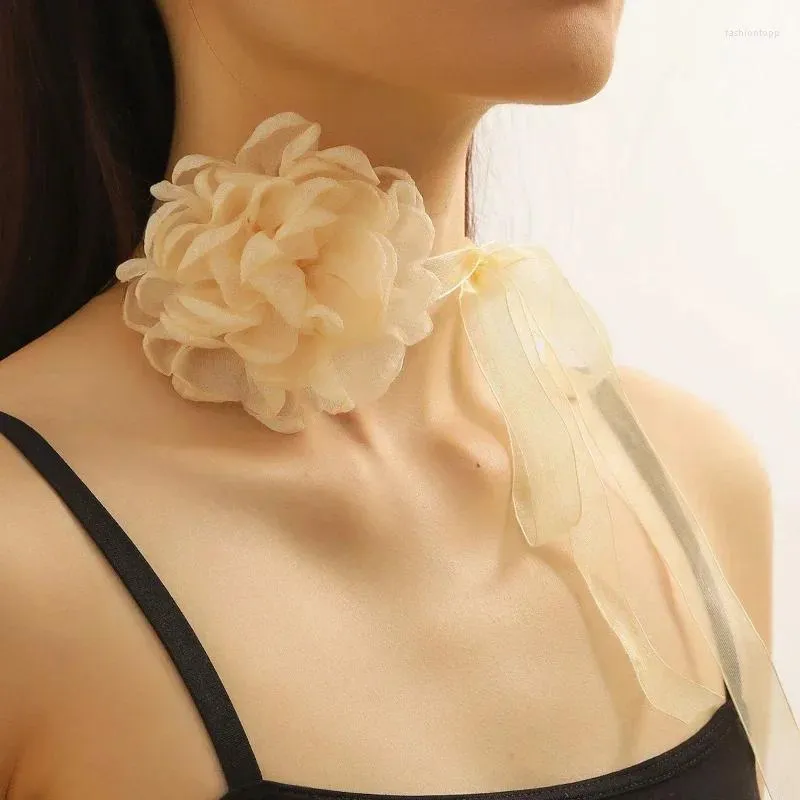 Colliers pendentifs Collier pour femmes de mode Grand exagéré Beige Rose Gris Fleur Longue Sangle Collier Chaîne De Taille Bijoux Multifonctionnels