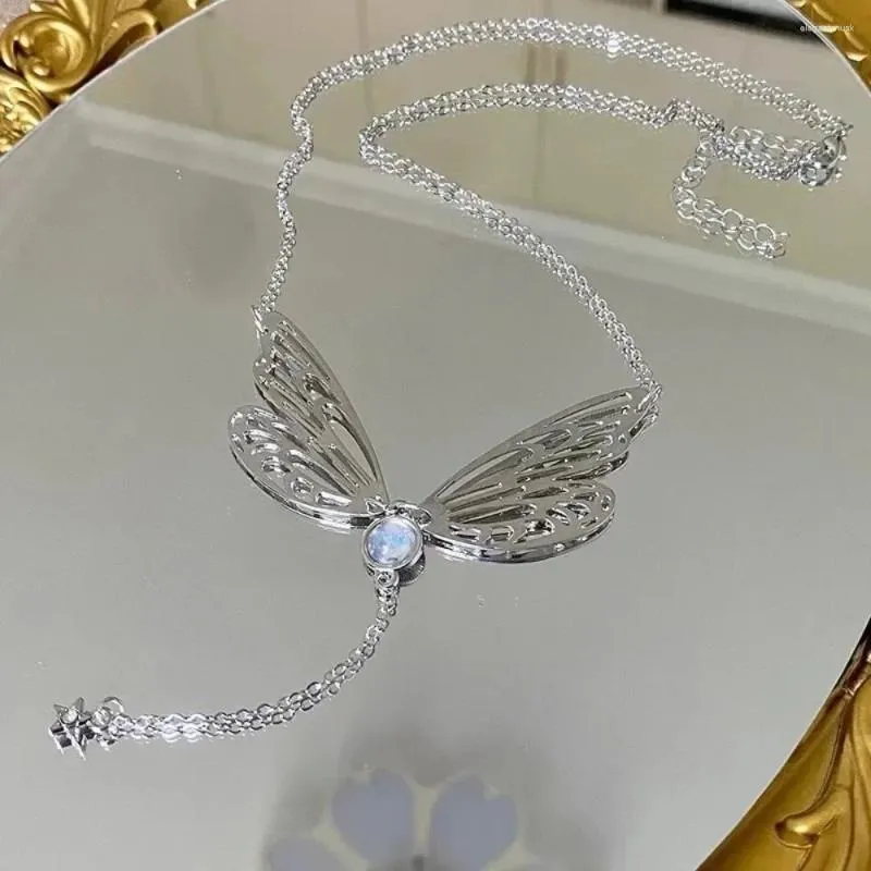 Anhänger Halsketten Charme Exquisite Schmetterling Flügel Stern Halskette Für Frauen Nette Glänzende Kristall Kette Von Schlüsselbein Colliers Party Schmuck Geschenk