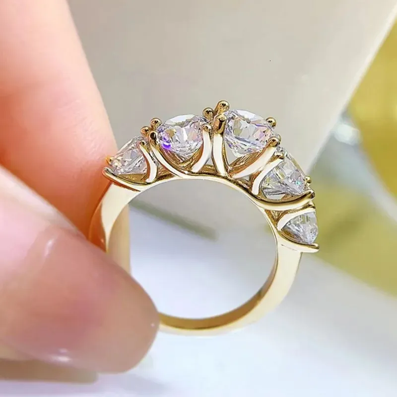 IOGOU Роскошное обручальное кольцо 3.6CTTW со сверкающими бриллиантами из 5 камней, обручальное кольцо из стерлингового серебра 925 пробы, ювелирные изделия для женщин 231225