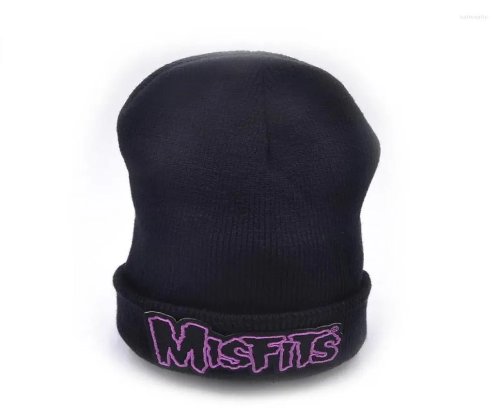 Berets Neueste Modell Misfits Logo Wolle Beanies 6 Farben Stricken Männer Winter Hüte Für Frauen Beanie Warme Mütze Häkeln Baumwolle7552936