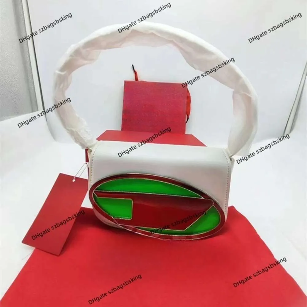 Borsa a mano di lusso da donna Borsa a tracolla firmata Diesel Borsa sotto le ascelle Nuovo design Portafoglio da sella alla moda e versatile Borsa a tracolla semicircolare tenuta a mano