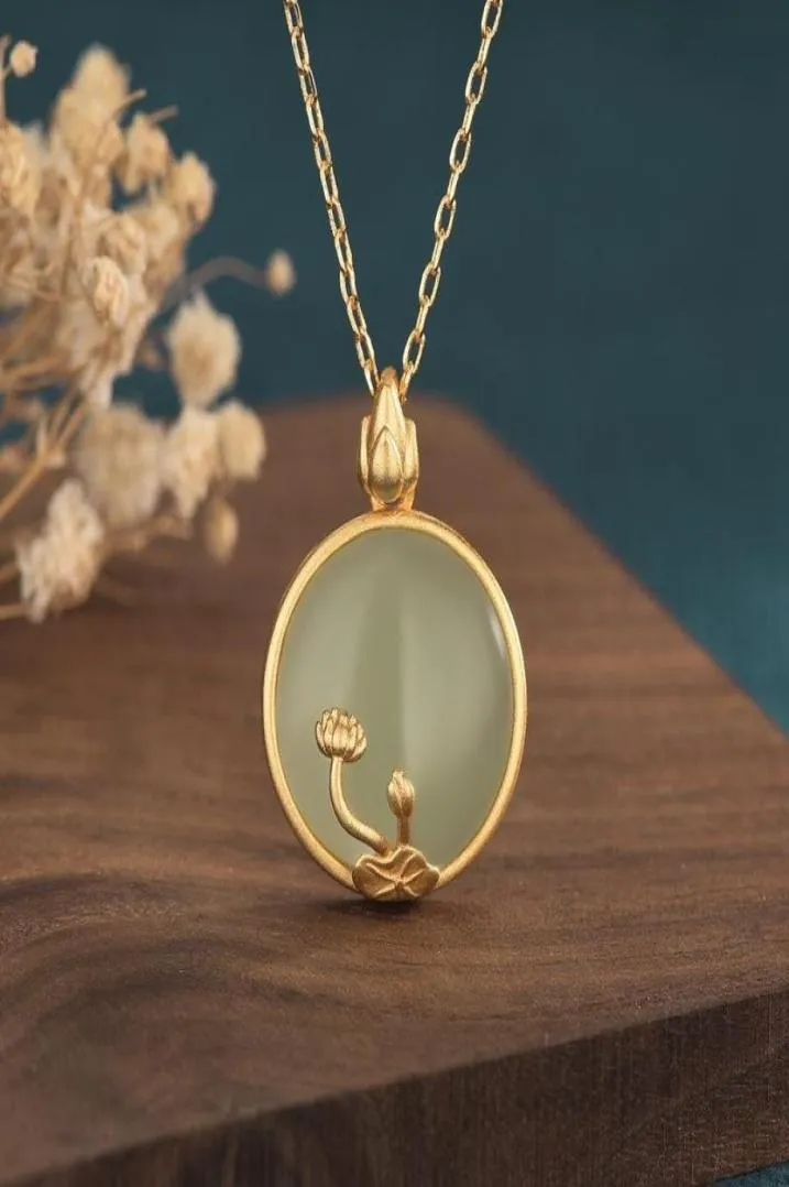 Chinese Retro Court Style Design Jade Inlaid Round Gold Lotus Pendant Classic Lady Necklace Jewelry Gift Necklaces6754984