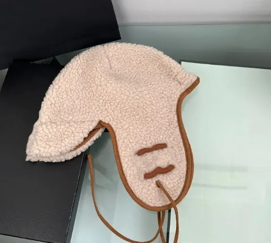 Top Quality Lamb Wool Earmuffs Hat Lace-up Peaked Cap for Women Winter New Korean Style Fashionable Warm Cold Protection