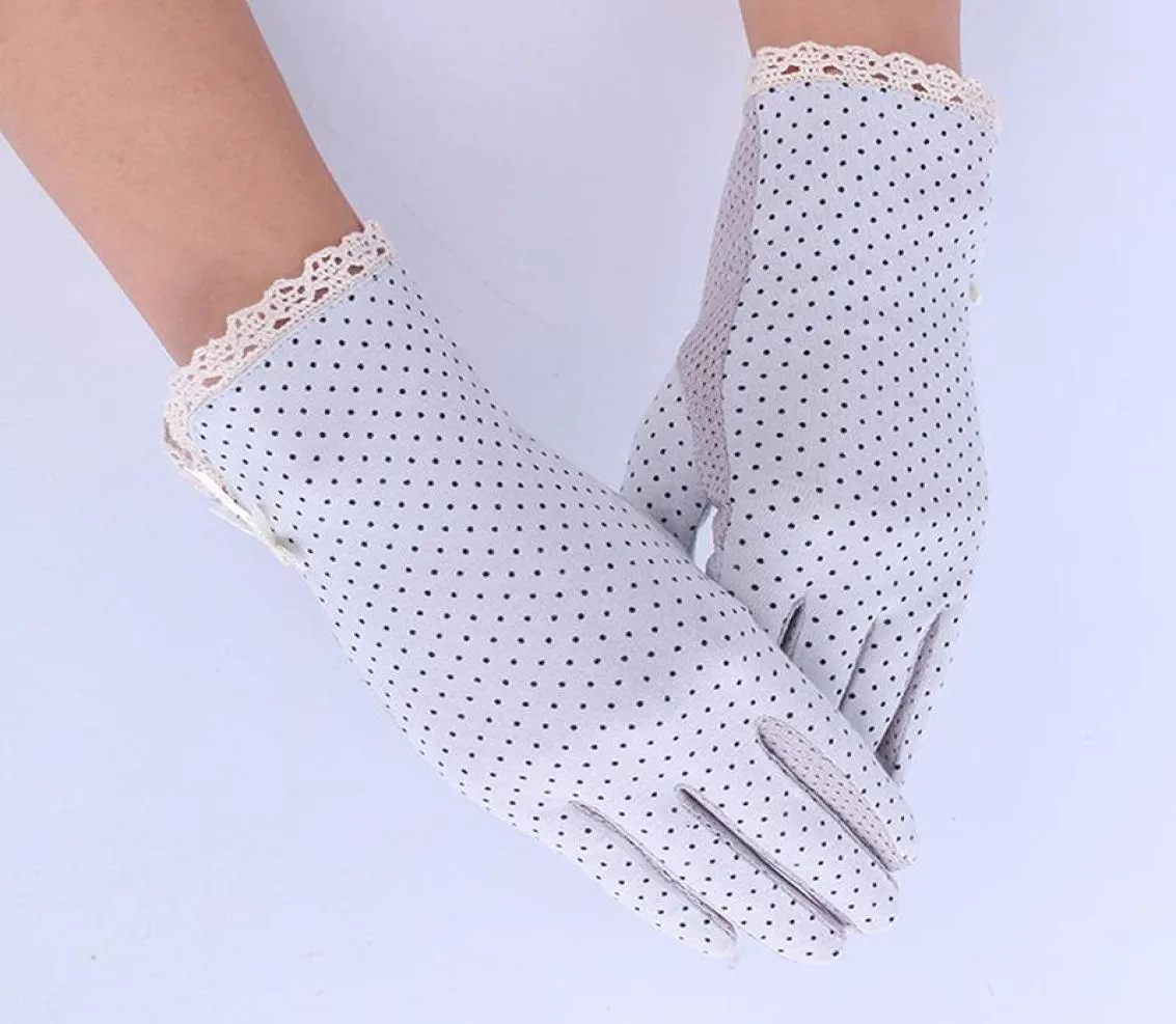 Five Fingers Gloves Women Sun Protection Glove Fashion SummerAutumn Driving Slipresistant Sunscreen Golves For Lady3702814