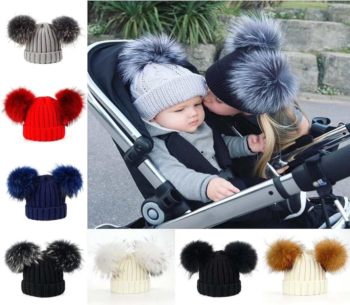 LAURASHOW hiver réel fourrure boule bonnet chapeau pour femmes enfants bébé y fourrure de raton laveur Pom Poms Skullies bonnets Y2001108841176