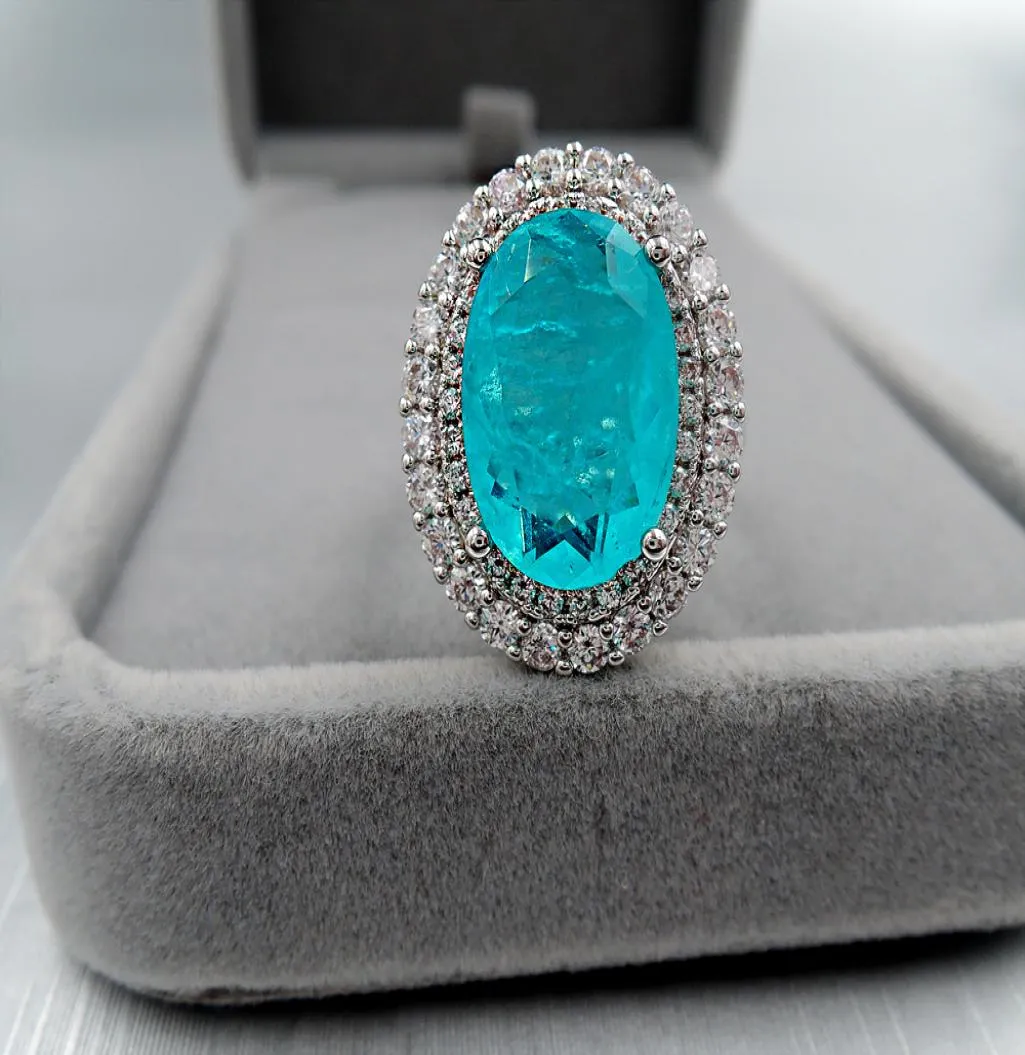 Design 925 Gümüş Renkli Parti Takı Kadınlar Vintage Big Ring Emerald Nişan Yüzüğü Zirkon Taş Alyans4020212