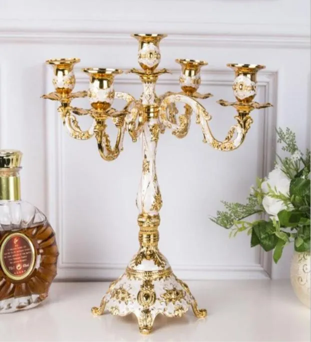Suporte de vela ecológico com 5 braços, candelabros banhados a ouro brilhante, metal romântico e luxuoso para eventos de casamento ou decoração de festa 7509579