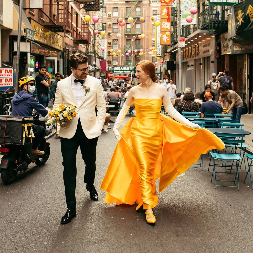 Robe De Soiree De Gaine En Satin Jaune Sans Bretelles Avec Train Detachable Robe Formelle Du 99 78 DHgate