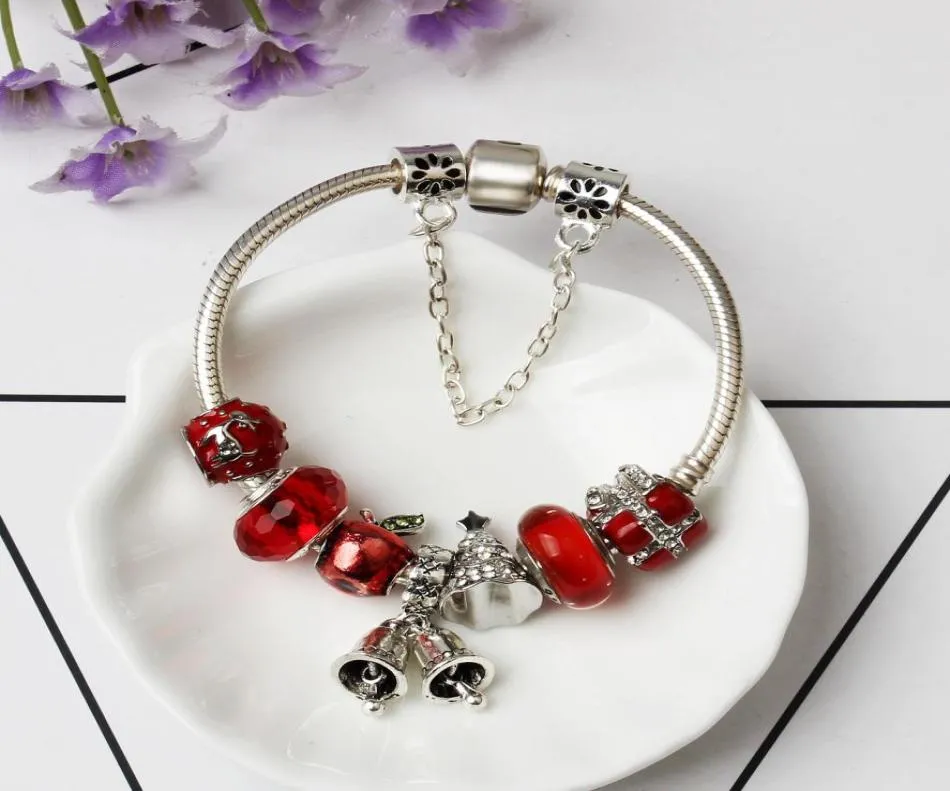 Strands Pand Bracelet de cloche de Noël à la mode avec pomme rouge et bracelet en perles de cristal avec boîte Whole4691968