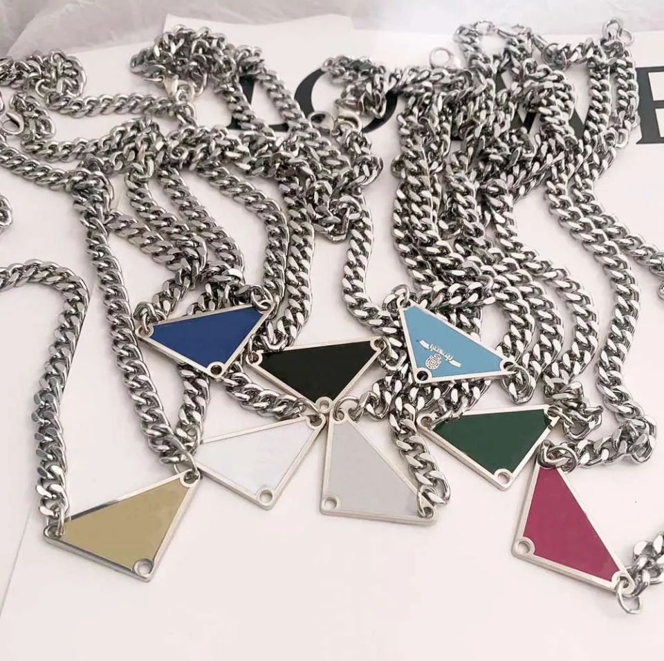 2021 Luxurys Pendentif Colliers Mode pour Homme Femme 48cm Triangle inversé Designers Marque Bijoux Hommes Femmes Haute Qualité 19 2931797