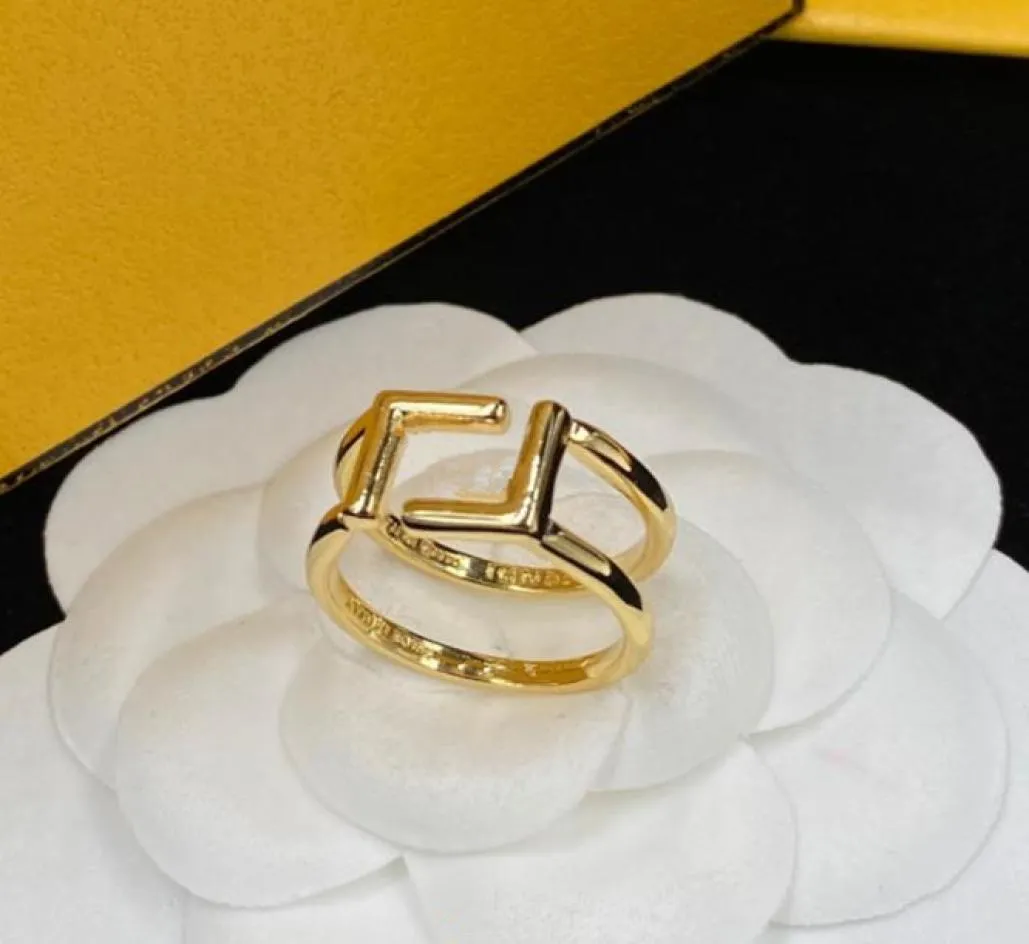 Band Letter Rings New Hollow Open Golden Ring Birthday Party Valentine039s Gift Wedding Jewelry1948969