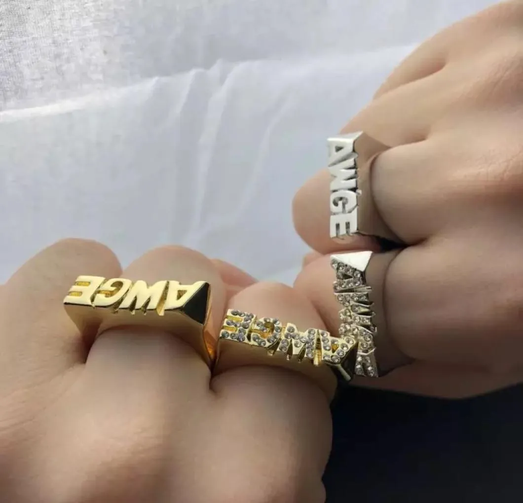 20FW Hiphop AWGE klassieke letterring vingerstenen ring ASAP ROCKY met goud en zilver tweekleurig spotboren glad oppervlak3937582