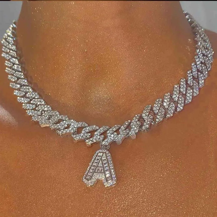 Bling Hip Hop 26 Baguette Buchstaben Halskette Edelstahl für Frauen Dicke Miami Cuban Link Kette Männer Iced Out Choker Halskette 2103250c