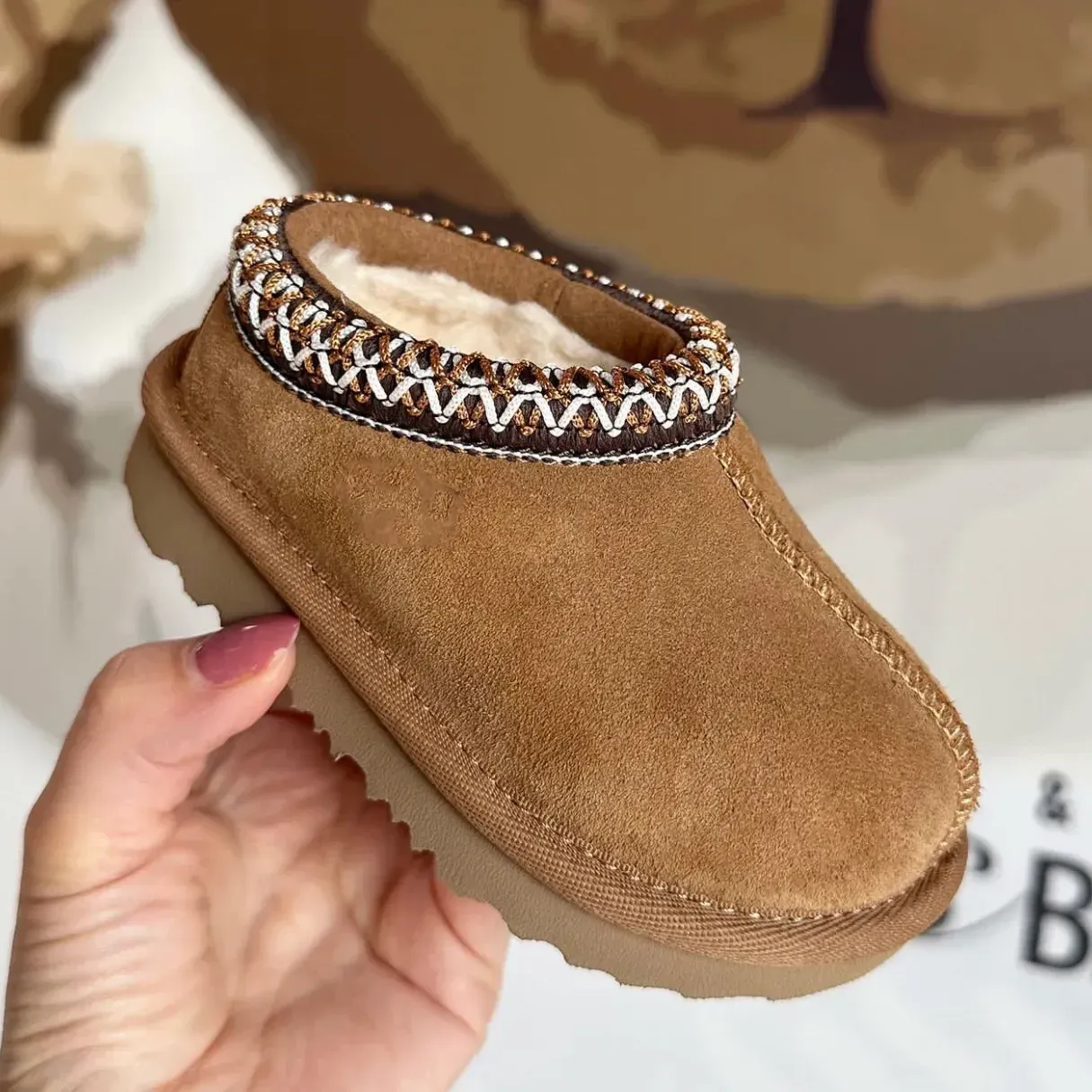 Tasman II-pantoffels voor kinderen Tazz-babylaarzen Kastanjebont Slippers Schapenvacht Shearling Klassiek Ultra Boy Girls Mini-laarzen Winter Mosterdzaad Muiltjes Instapper Wol