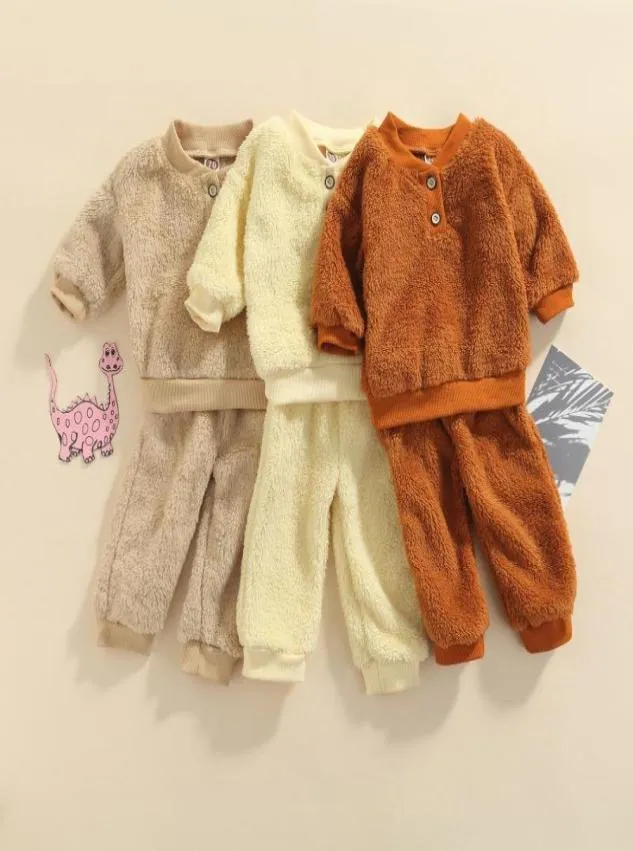 衣料品セット2pcsリトルガールズボーイズ衣装幼児秋の冬の冬の固形色ふわふわした長袖丸い襟