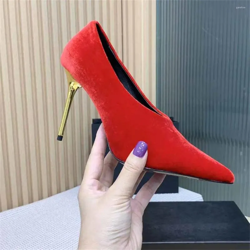Scarpe eleganti 2023 Estate Sexy Womes D collet Moda Punta a punta Slip On Donna Elegante Vera Pelle Sapato Feminino Taglia 35 41