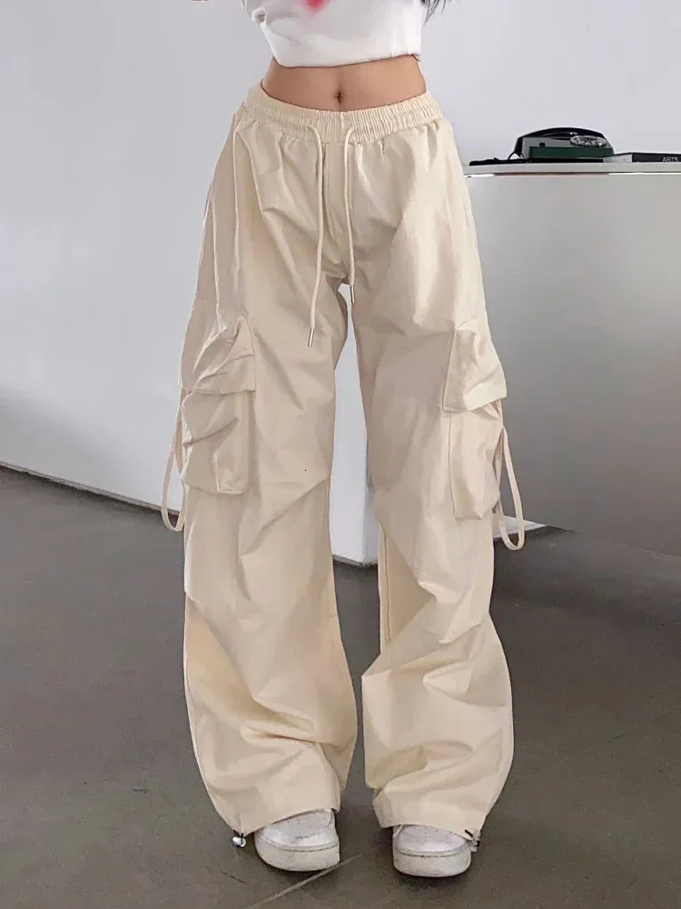 HOUZHOU Kpop Beige Cargo pantalon femmes Harajuku Y2K Vintage Streetwear surdimensionné jambe large Parachute pantalon femme mode coréenne 231226