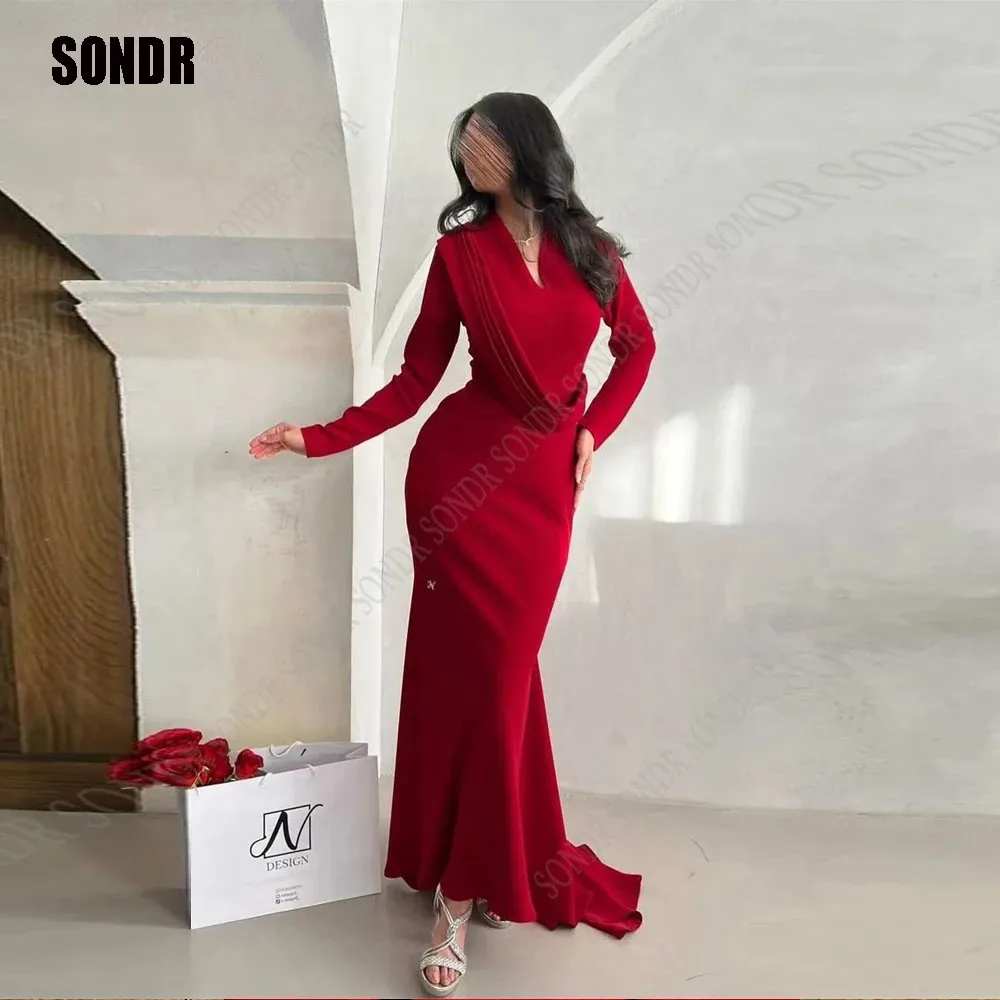 Sondr красные атласные арабские арабские Dubai Custom Prom Promply Party Plays Button Butte Long Encheve v Neck Формальные вечерние платья платья платья длина 231227