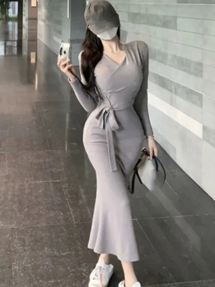 Black Lace Up V-Neck Long Sleeve Midi Bodycon Dress Mid-Calf Length  Polyester Autumn from Dhgate Basic & Casual Dresses - price 64.27