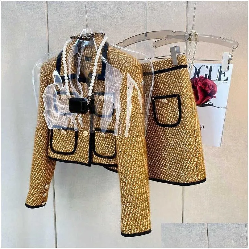 Tweedelige jurk Luxe damesset Designer rok Herfst winter vest jas Korte geavanceerde tweedelige retro rokken Pak Drop Delivery Dh7Nx
