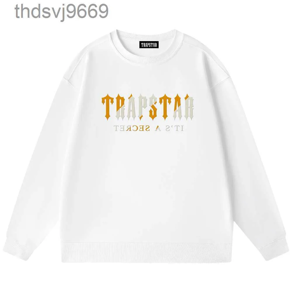 Trapstar sudadera con capucha 2023 para hombres capitanas de diseñador para hombres sudadera con capucha con capucha letra impresa manga larga tripulación suéter con capucha suelta blanca rbmn