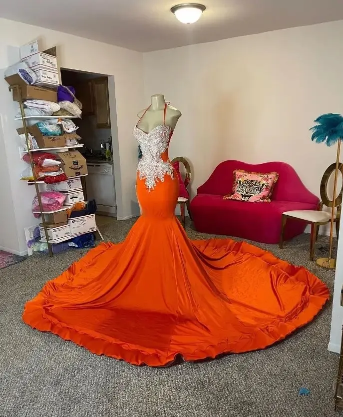 2024 Orange Mermaid Long Prom Party Dress For Women Chapel Train Gillter Lace Bedain Black Girl 생일 이브닝 가운 322