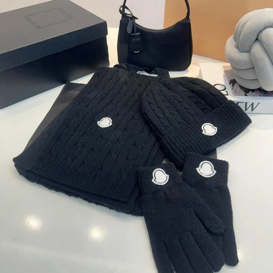 Gants d'hiver Nouvelle laine Designer Gants Mode Troispièces Hommes Femmes Gants de doigt Chaud Doublure en peluche Automne Tricot Gant Designer