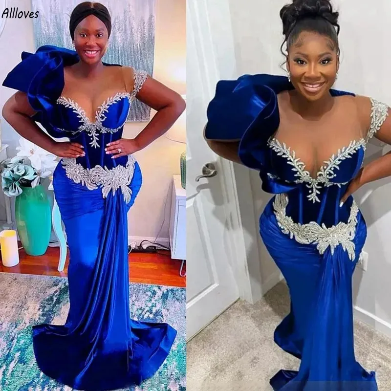 Royal Blue Velvet Mermaid aftonklänningar arabiska aso ebi silver glittrande applikationer special tillfälle klänningar ren nackmössa ärmar plus storlek formell festklänning cl3119