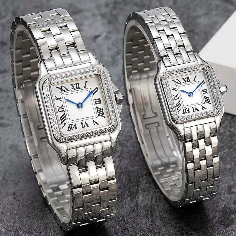 Regarder des créateurs regarder des femmes de quartz importées Fashion Exquise Steel Band Women's Watch